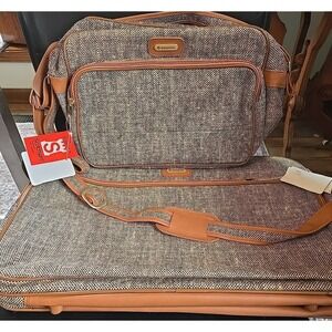 Vintage NOS Samsonite Tweed Suitcase Carry On Travel Bag Special Collection Lock